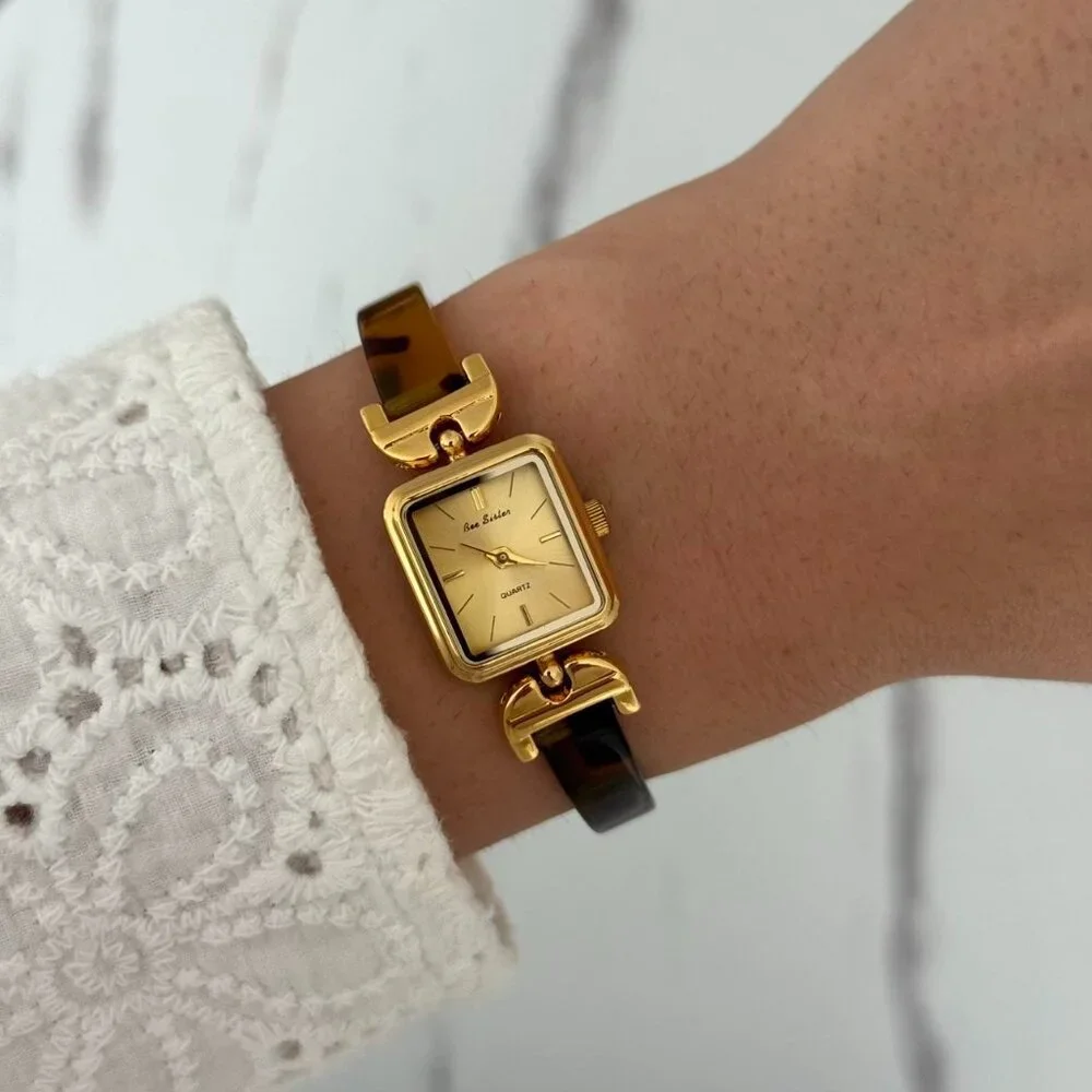 Sku0447 Vintage inspired‎ Gold Brown Women Classic Square Watch + gift bag